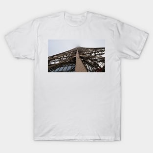 Eiffel Tower in clouds T-Shirt